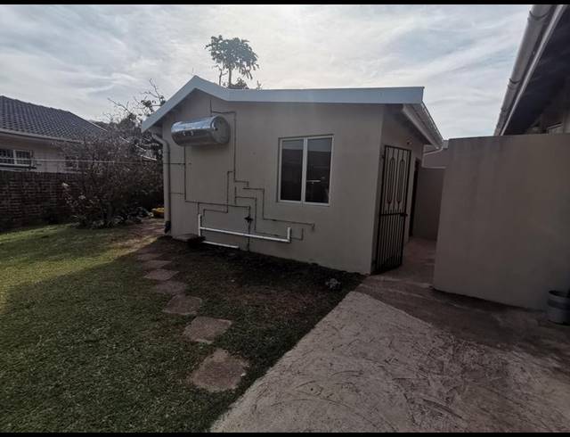 1 BEDROOM PROPERTY TO RENT IN ATHOLL HEIGHTS